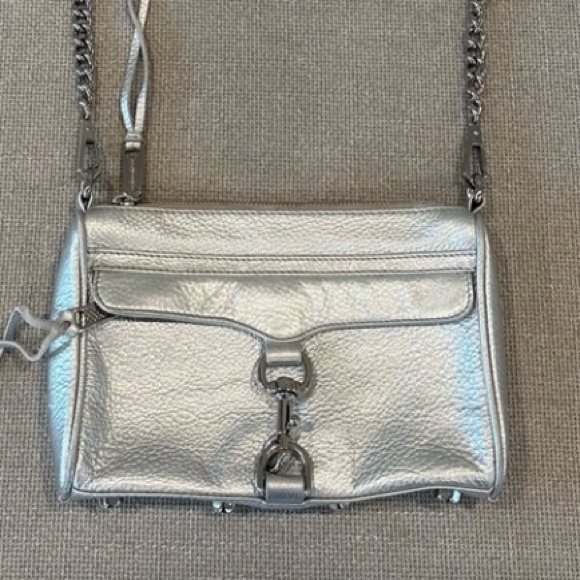 Rebecca Minkoff Handbags - Rebecca Minkoff Silver Leather Crossbody Bag
